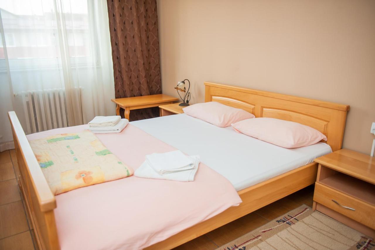 Prenociste "Nacional" Otel Prnjavor Dış mekan fotoğraf